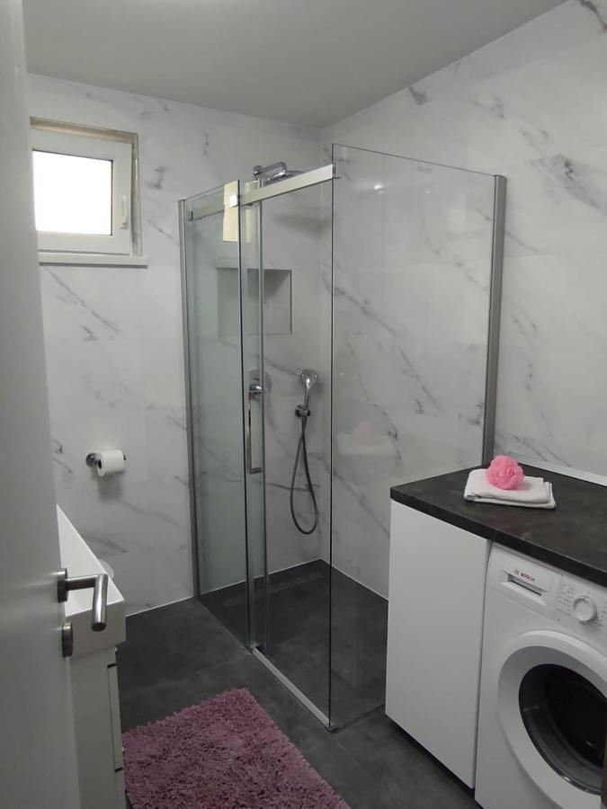 Apartman Koko With Private Jacuzzi Makarská Exteriér fotografie
