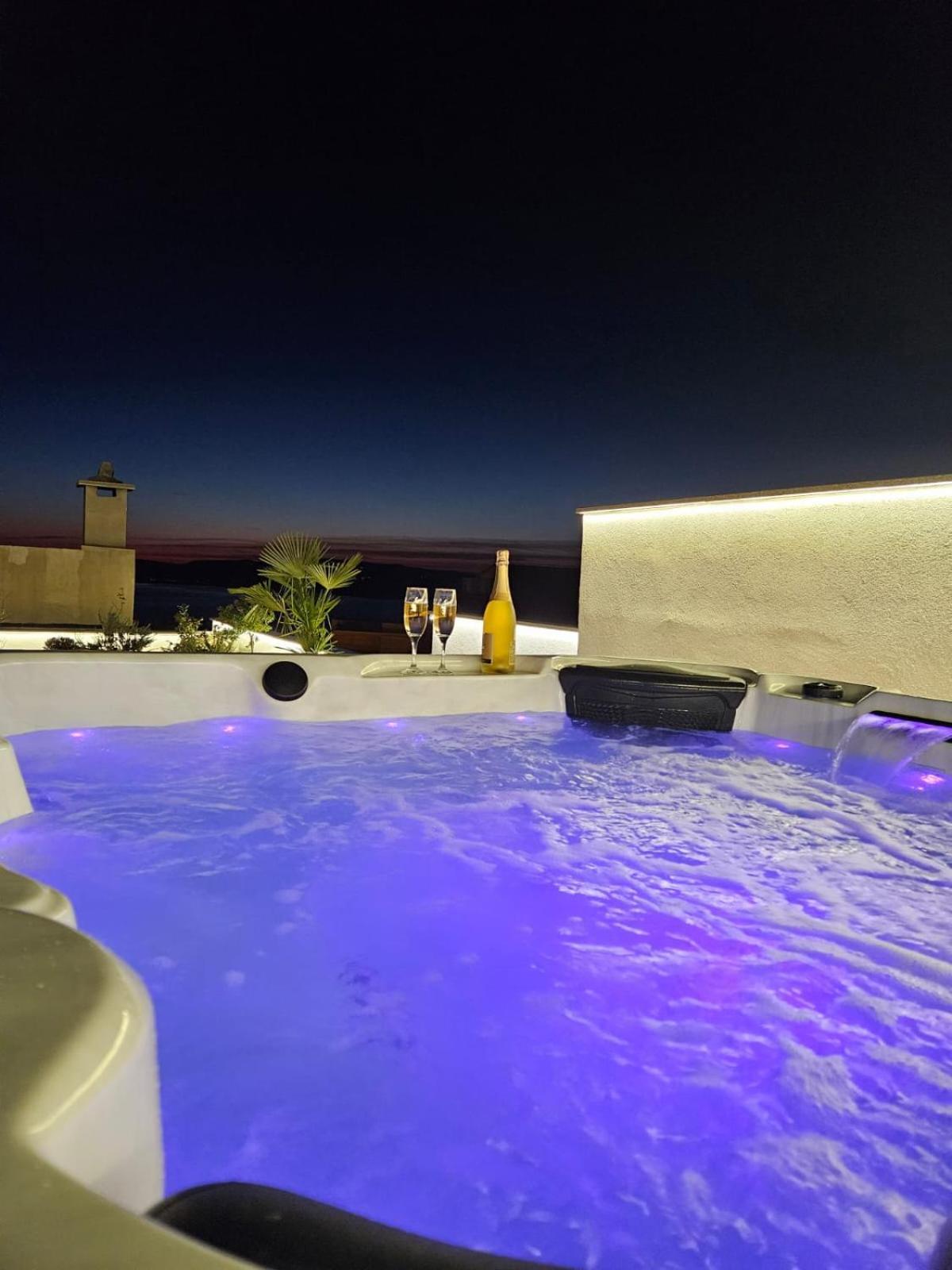 Apartman Koko With Private Jacuzzi Makarská Exteriér fotografie