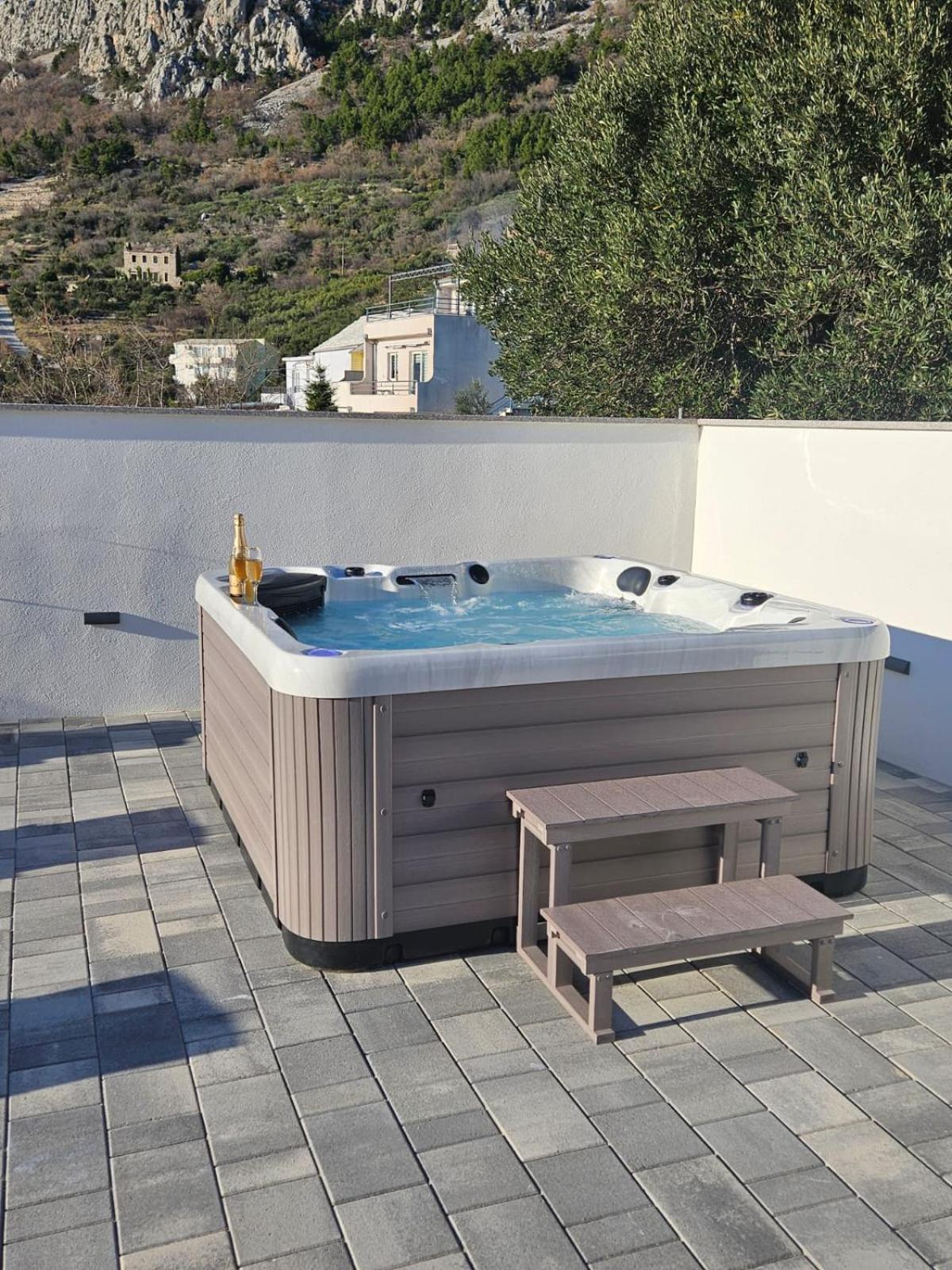 Apartman Koko With Private Jacuzzi Makarská Exteriér fotografie