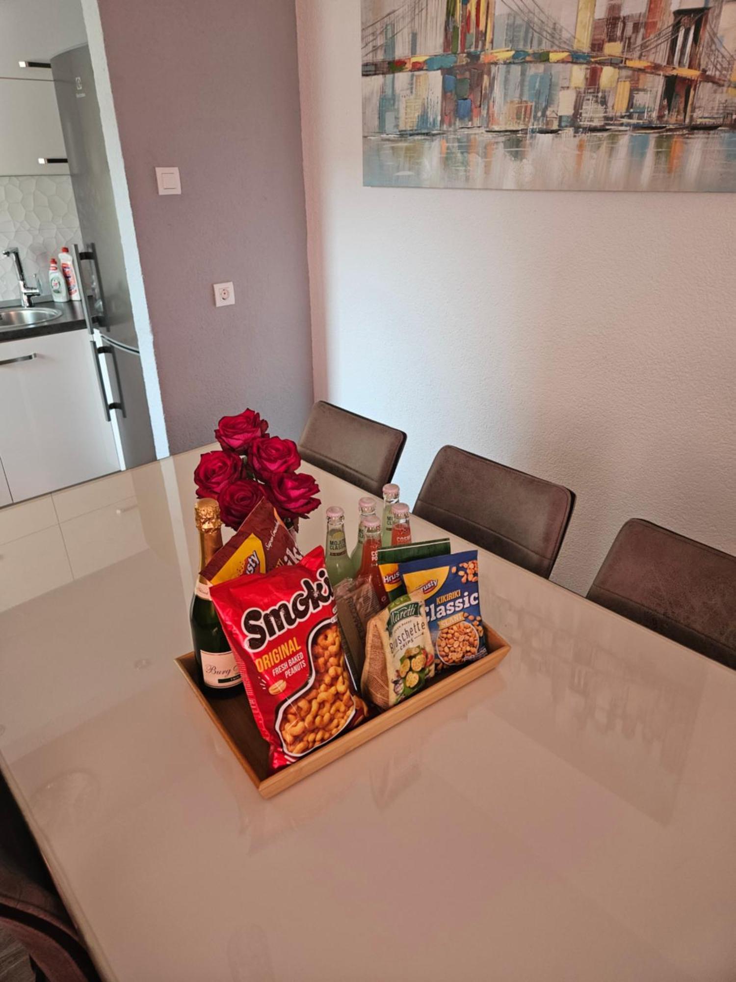Apartman Koko With Private Jacuzzi Makarská Exteriér fotografie